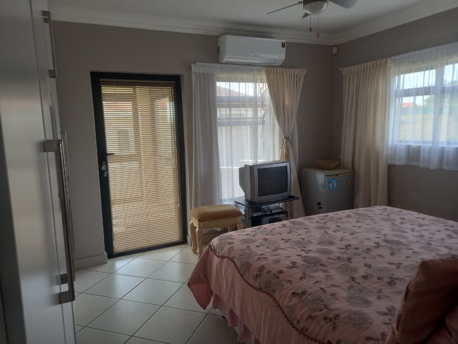 3 Bedroom Property for Sale in Kidds Beach Eastern Cape